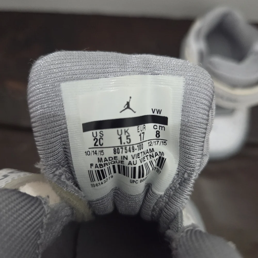Jordan classic sneakers